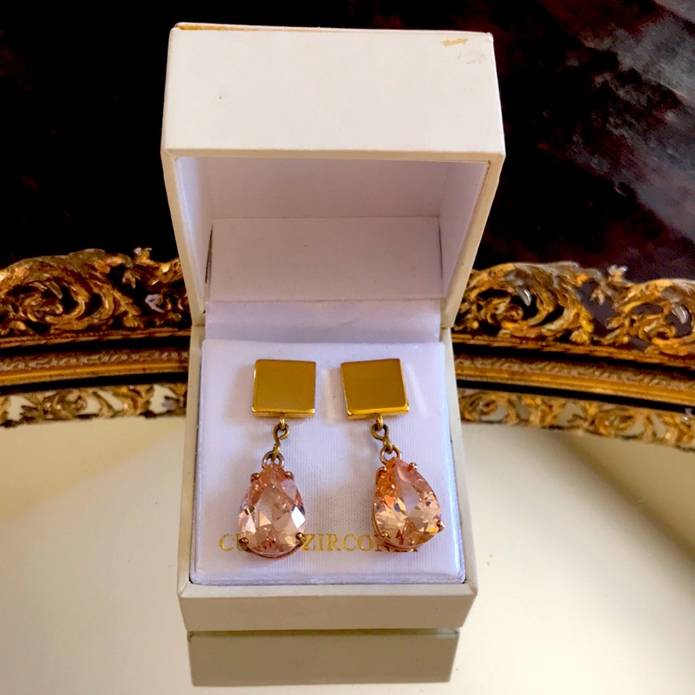 Pretty CZ cubic Zirconia Pierced Earrings